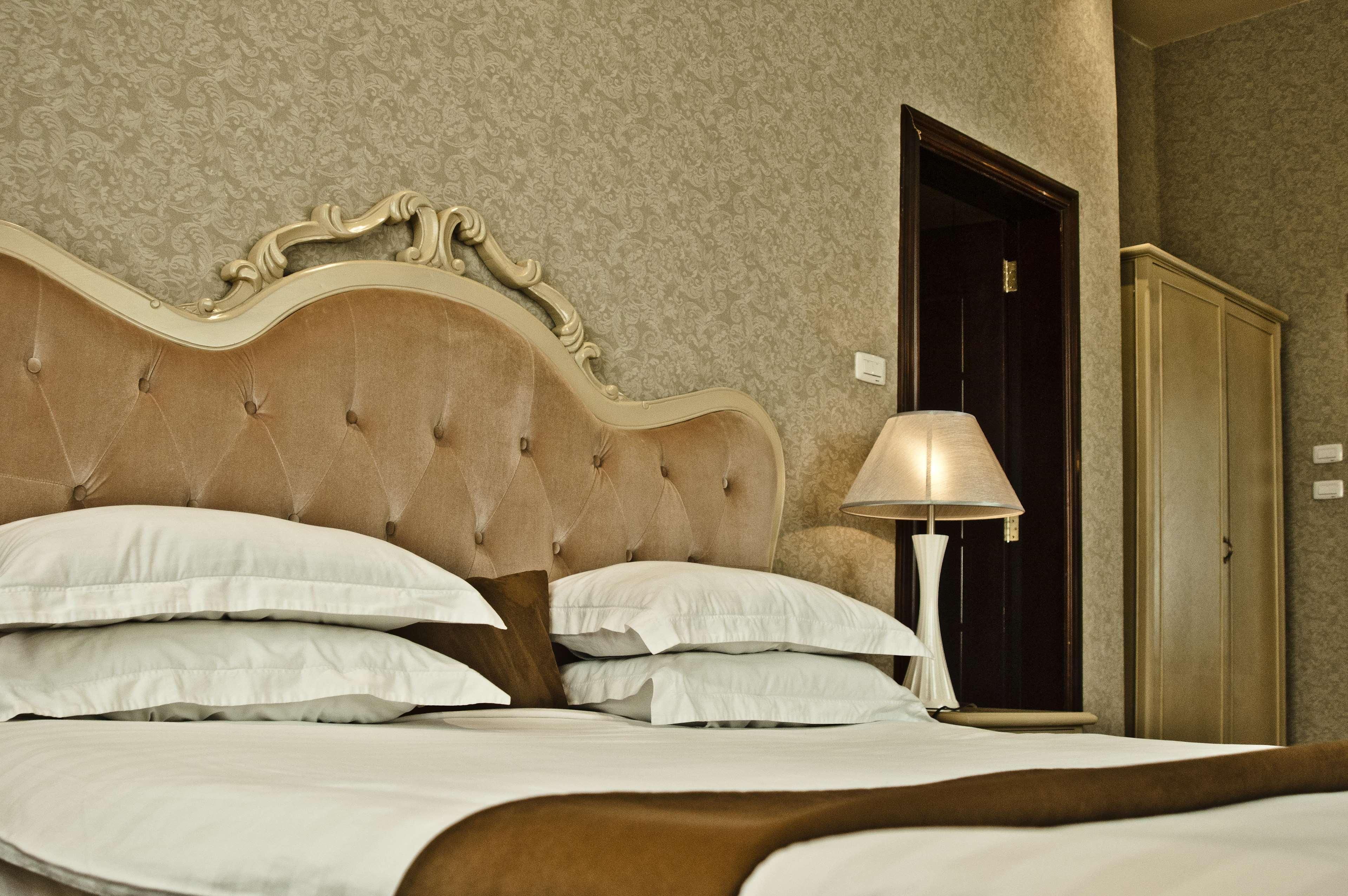 Ambassador Hotel Аддис-Абеба Экстерьер фото